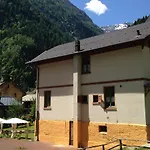 Oda ve Kahvaltı L'aria Di Casa