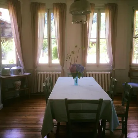 L'aria Di Casa *
